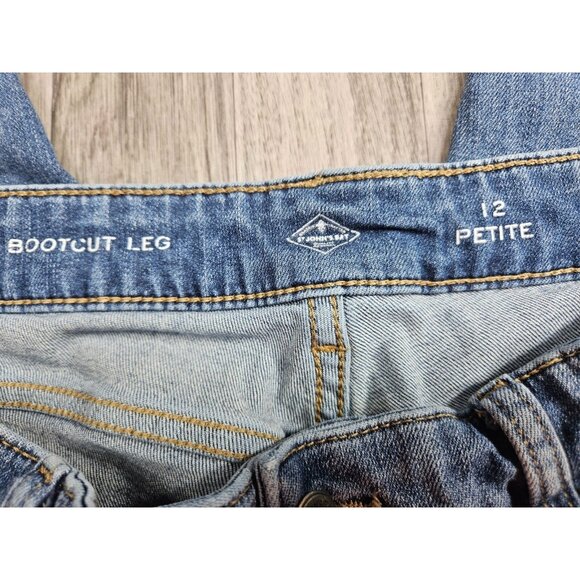 (3/$35) St. John's Bay Size 12 Petite Bootcut Leg Whiskered Denim Blue Jeans - Picture 4 of 11